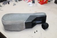 2 vis cache plastique